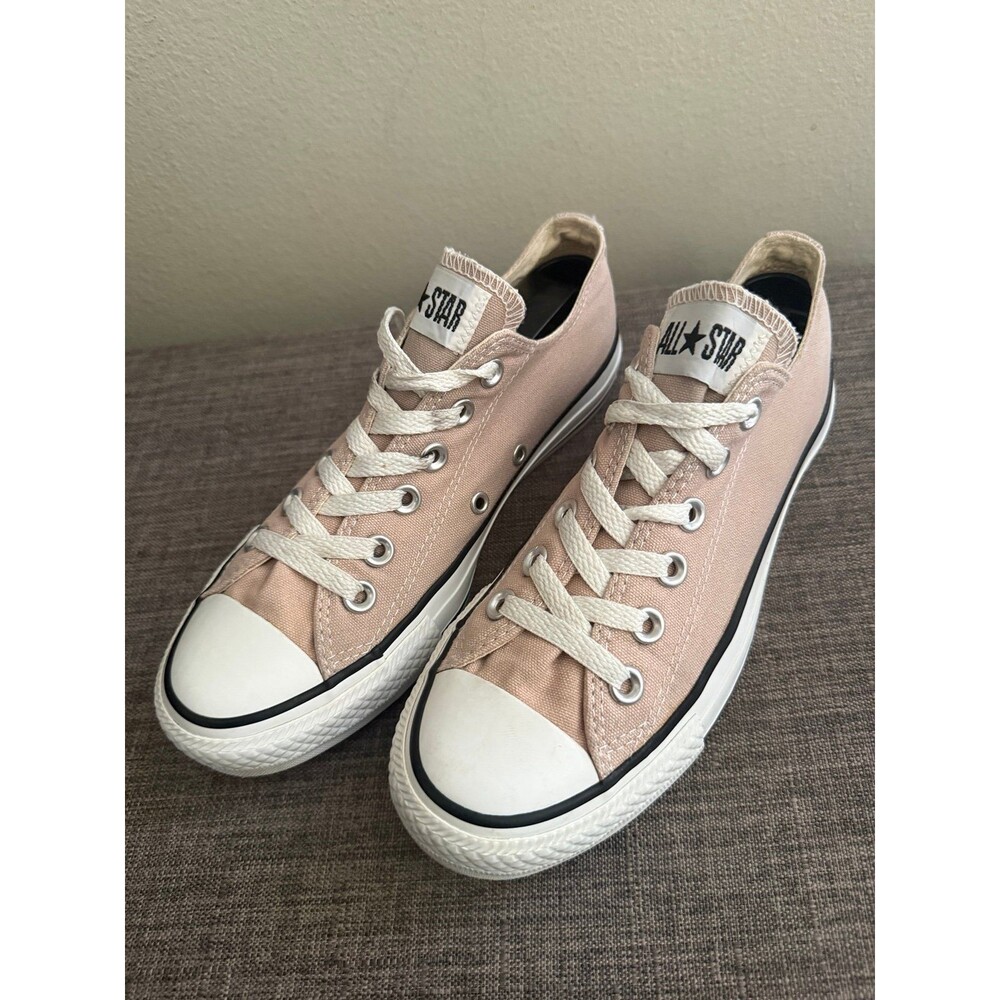 Women’s  Converse Chuck Taylor Beige /Neutral All Star Shoes Size 7